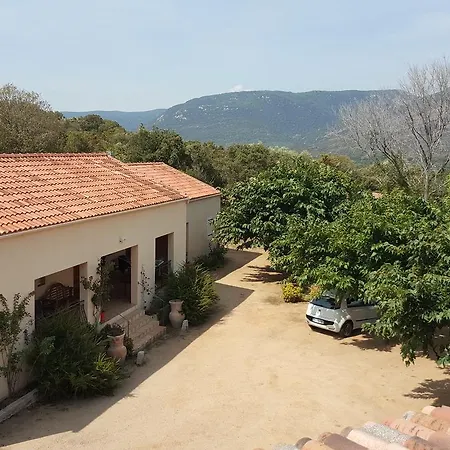 Macchie E Fiori 3* Pianottoli-Caldarello (Corsica)