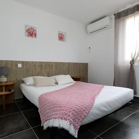 Macchie E Fiori 3* Pianottoli-Caldarello (Corsica)