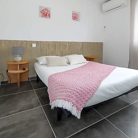 فندق Macchie E Fiori 3*